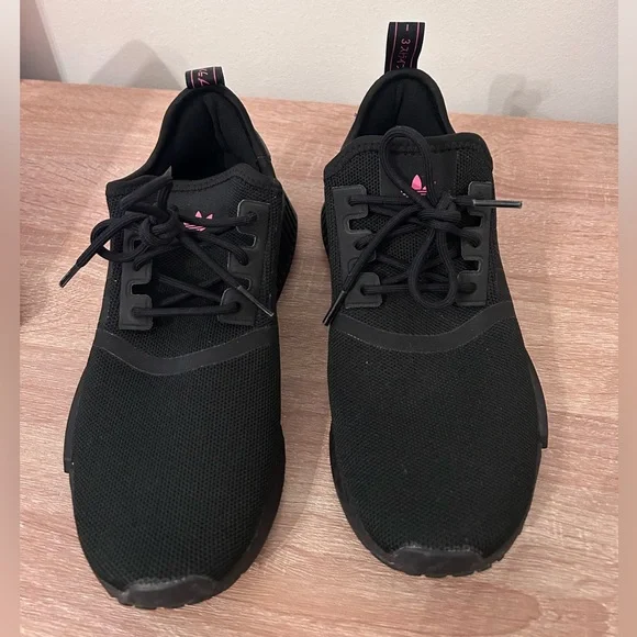 Adidas NMD R1 - Picture 2 of 5